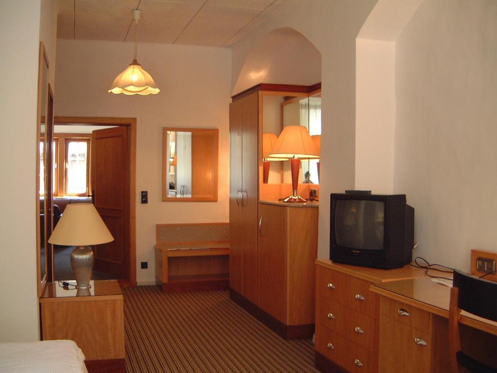 Hotel Restaurant Toscana Naumburg Room photo